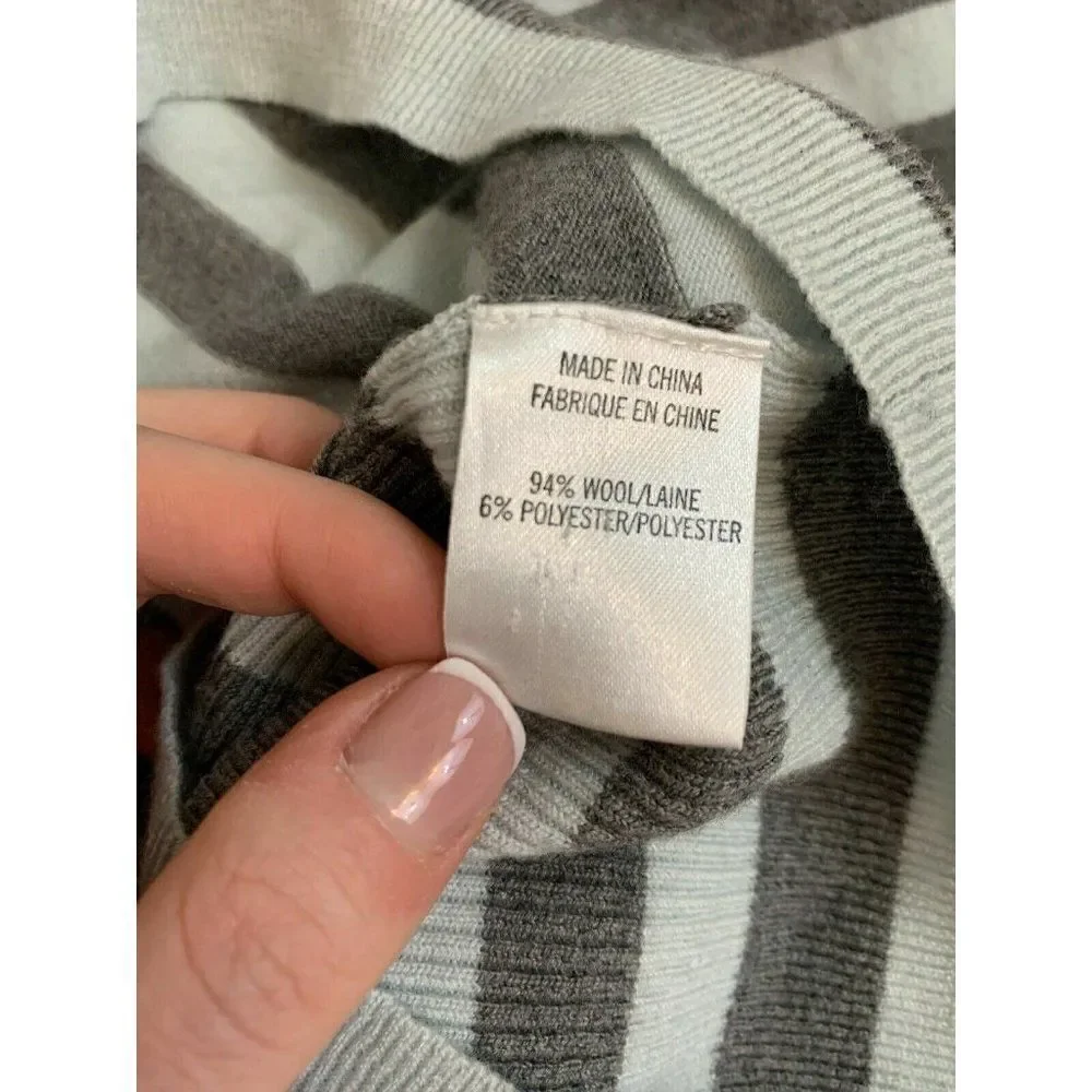 Theory Authentic Light Blue Gray Striped Long Sleeve Wool Top Sweater Small